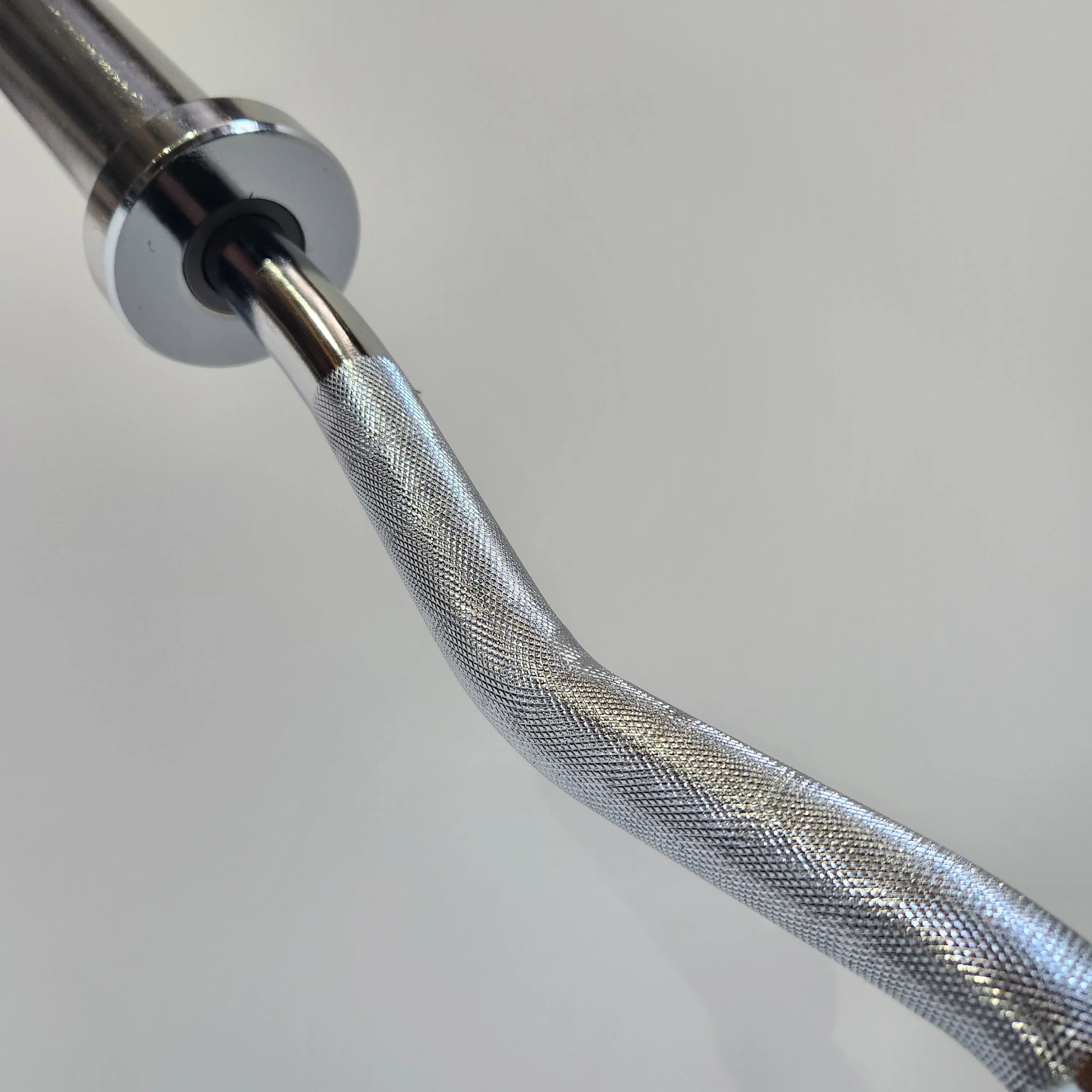 ARROW Olympic EZY Curl Bar - Image 3