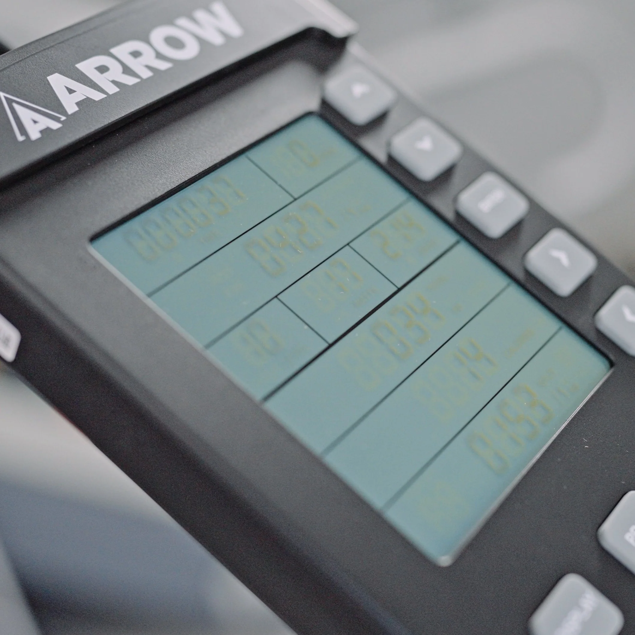 ARROW Studio Commercial Air Spin ERG Bike - Image 3